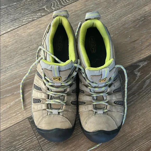 KEEN Women's Voyageur Hiking Shoes - Picture 2 of 8